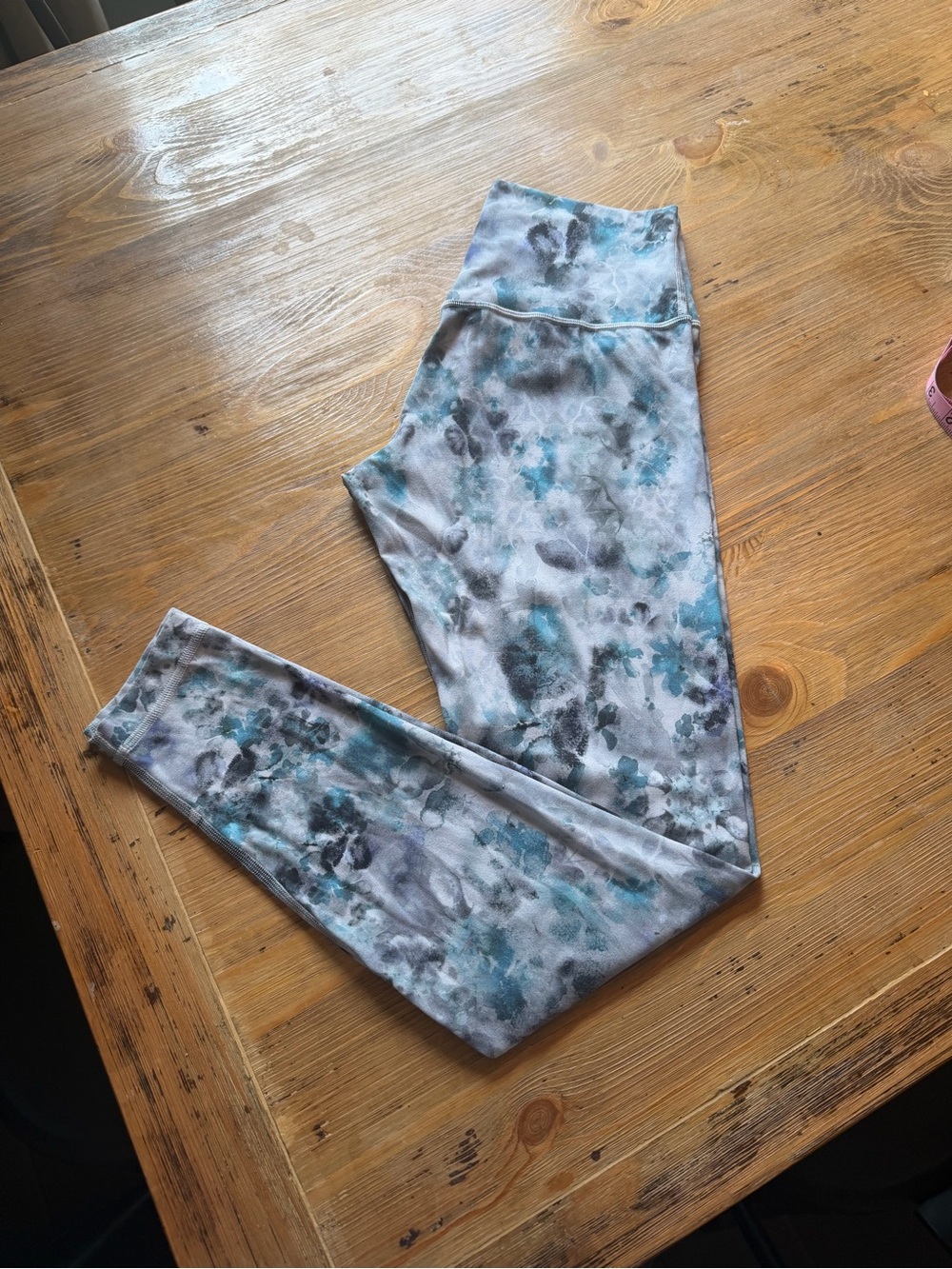 Lululemon Align High Rise Leggings Size 8 Watercolor Floral Blue Gray Yoga Pants